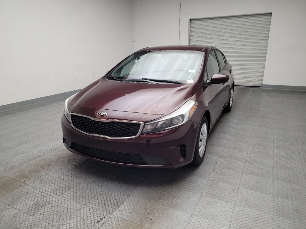 2017 Kia Forte in Downey, CA 90241 - 18141592 15