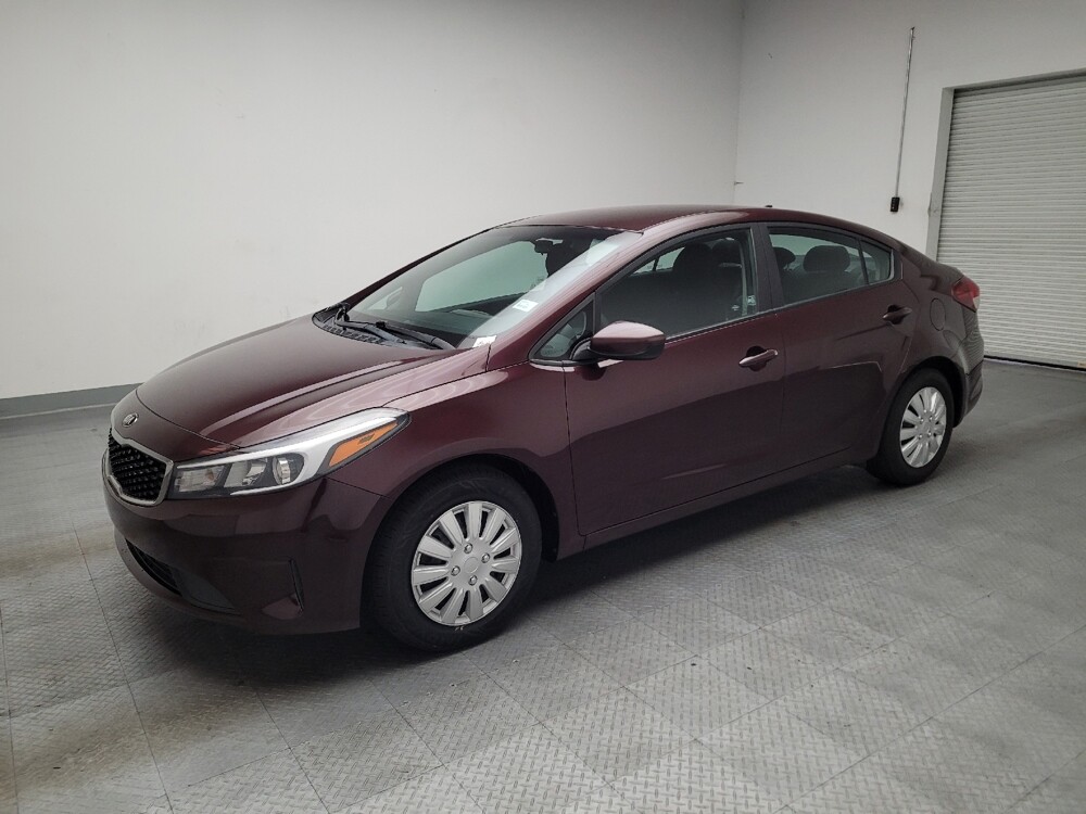2017 Kia Forte in Downey, CA 90241 - 18141592 2