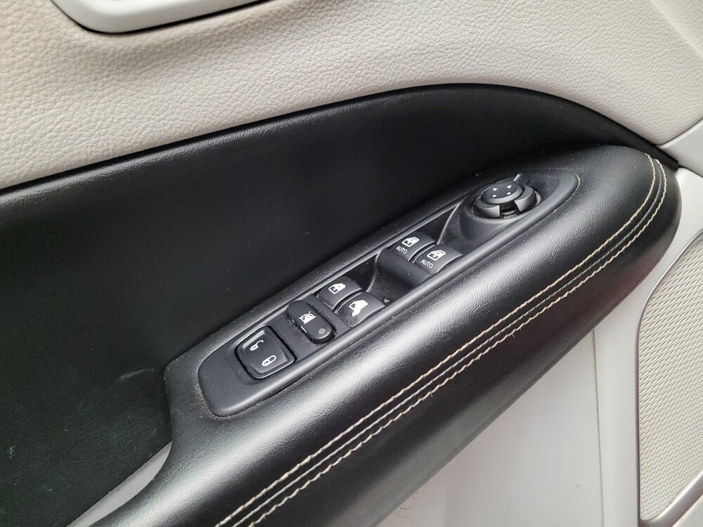 2018 Jeep Compass in Montclair, CA 91763 - 18141593 27