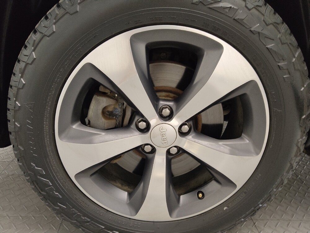 2019 Jeep Cherokee in Lewisville, TX 75067 - 18141618 31