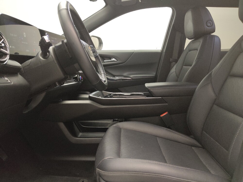 2025 Chevrolet Equinox in Plano, TX 75074 - 18141620 17