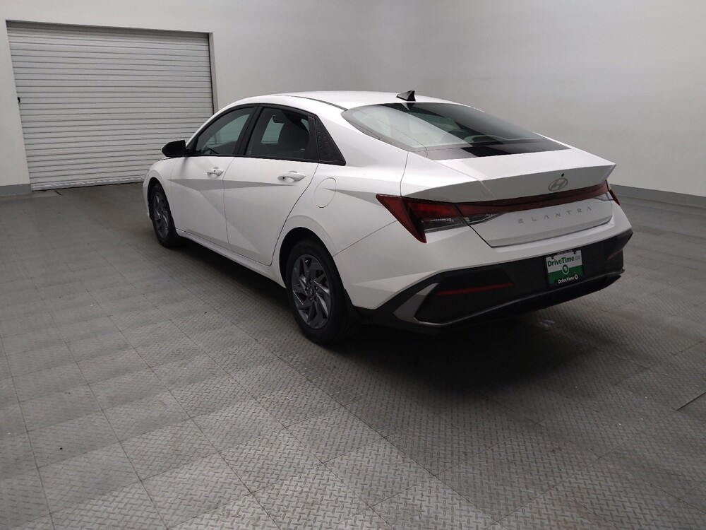 2024 Hyundai Elantra in Tyler, TX 75701 - 18141634 5