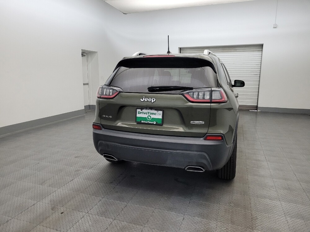 2019 Jeep Cherokee in Glendale, AZ 85301 - 18141636 7