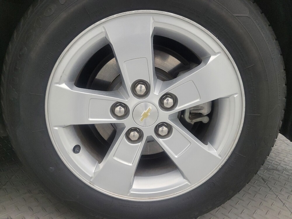 2015 Chevrolet Malibu in Glendale, AZ 85301 - 18141638 31