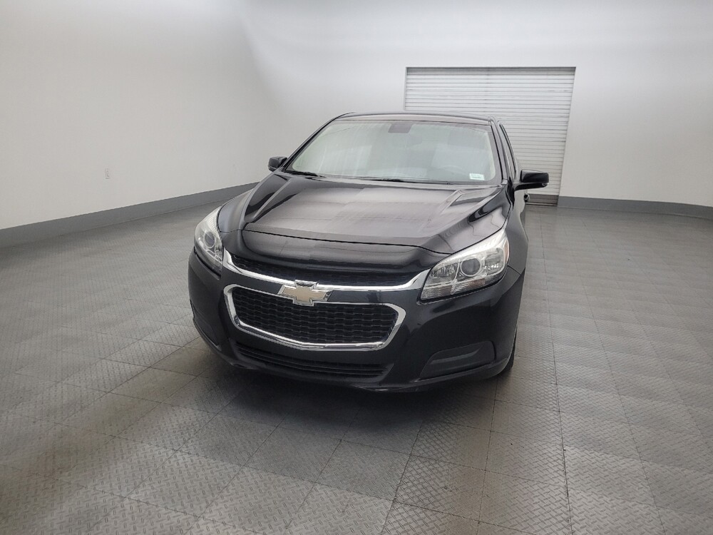 2015 Chevrolet Malibu in Glendale, AZ 85301 - 18141638 15