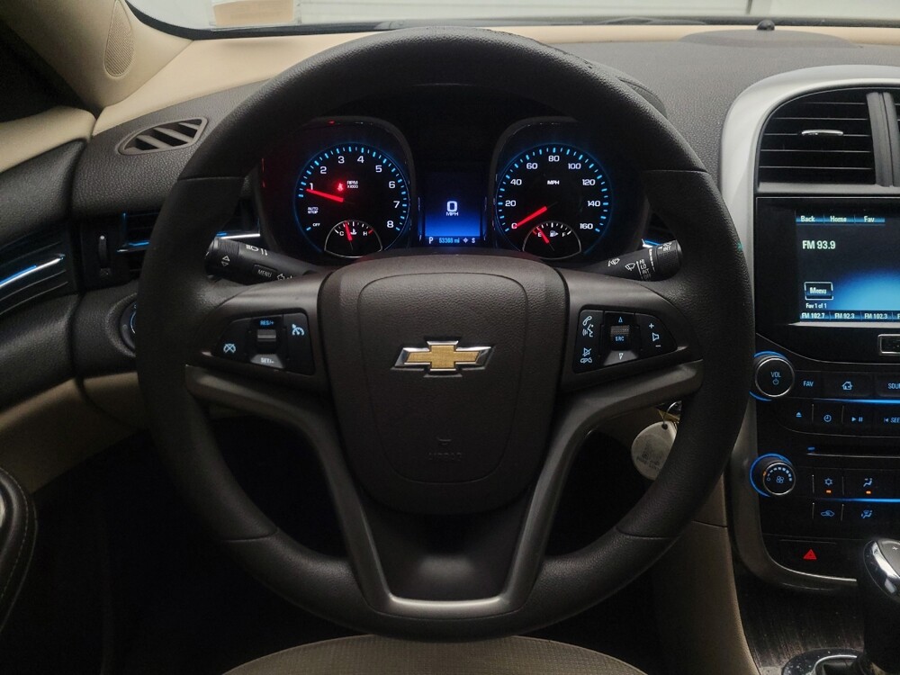 2015 Chevrolet Malibu in Glendale, AZ 85301 - 18141638 22