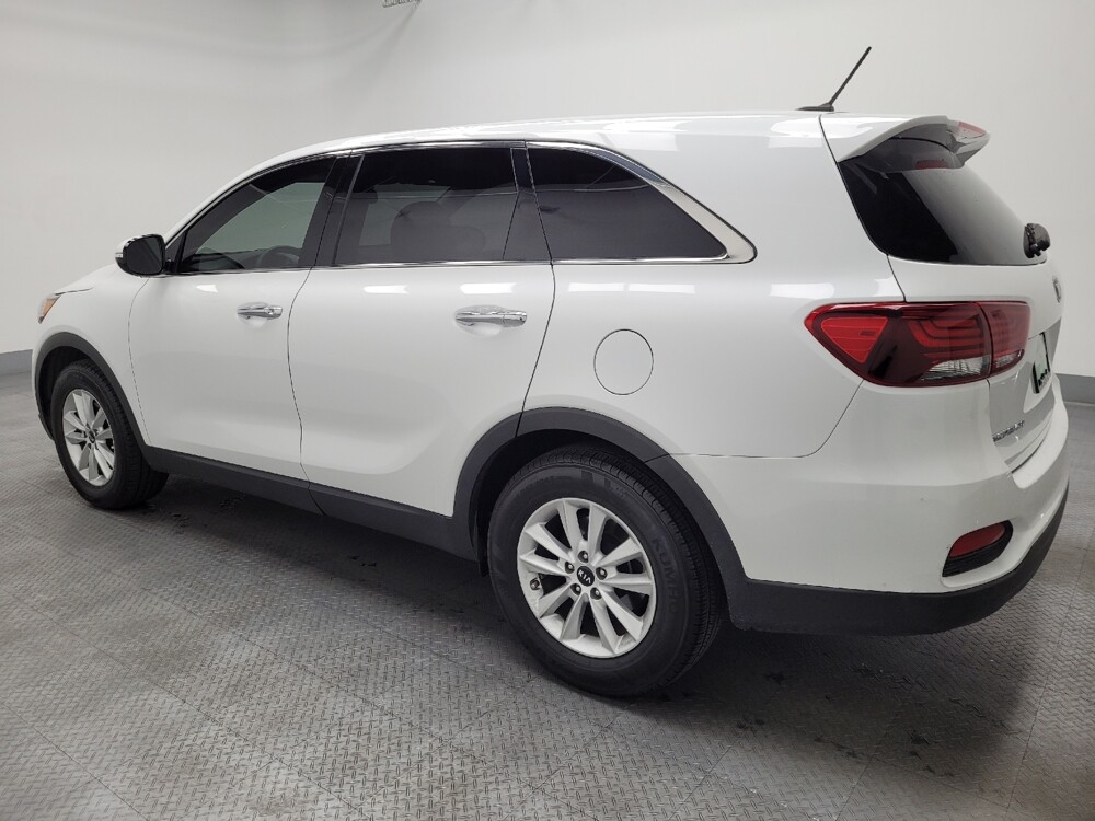2019 Kia Sorento in Las Vegas, NV 89102 - 18141650 3