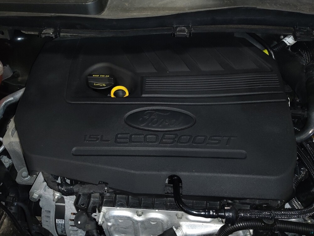 2018 Ford Escape in Jacksonville, FL 32225 - 18141653 30