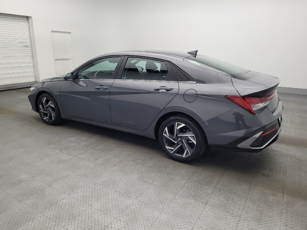 2025 Hyundai Elantra in Lauderdale Lakes, FL 33313 - 18141654 3