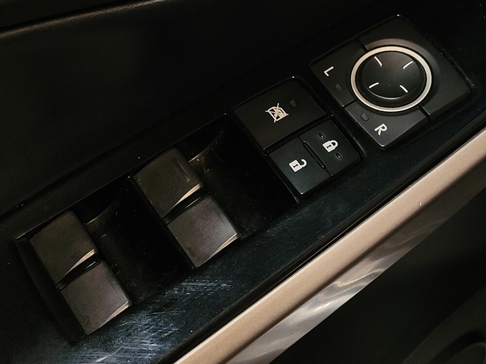 2017 Lexus IS 200t in Kissimmee, FL 34744 - 18141655 27