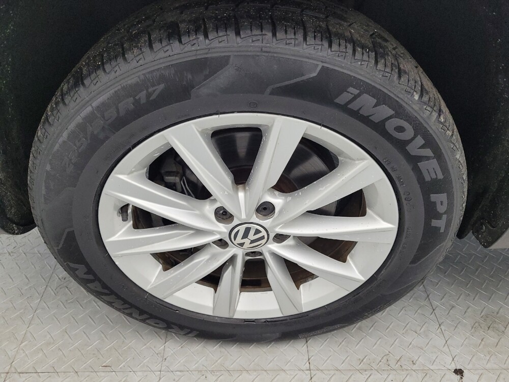 2018 Volkswagen Tiguan in Raleigh, NC 27604 - 18141664 31