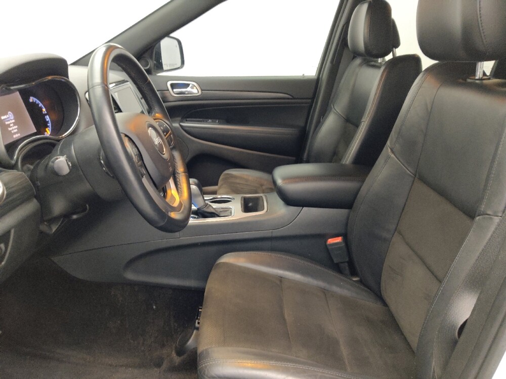 2019 Jeep Grand Cherokee in Hialeah, FL 33014 - 18141665 17