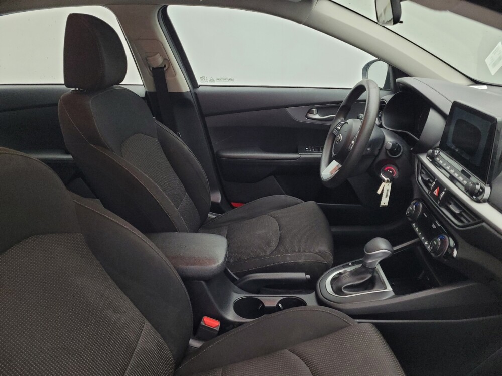2019 Kia Forte in Raleigh, NC 27604 - 18141675 21