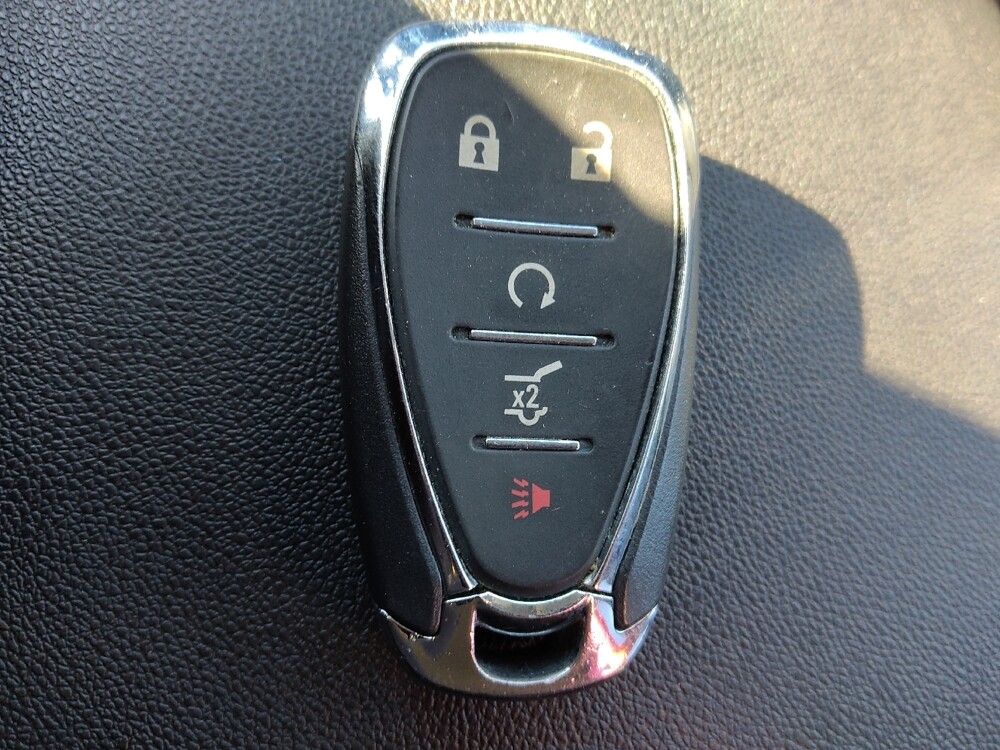 2020 Chevrolet Equinox in Conway, SC 29526 - 18141685 32