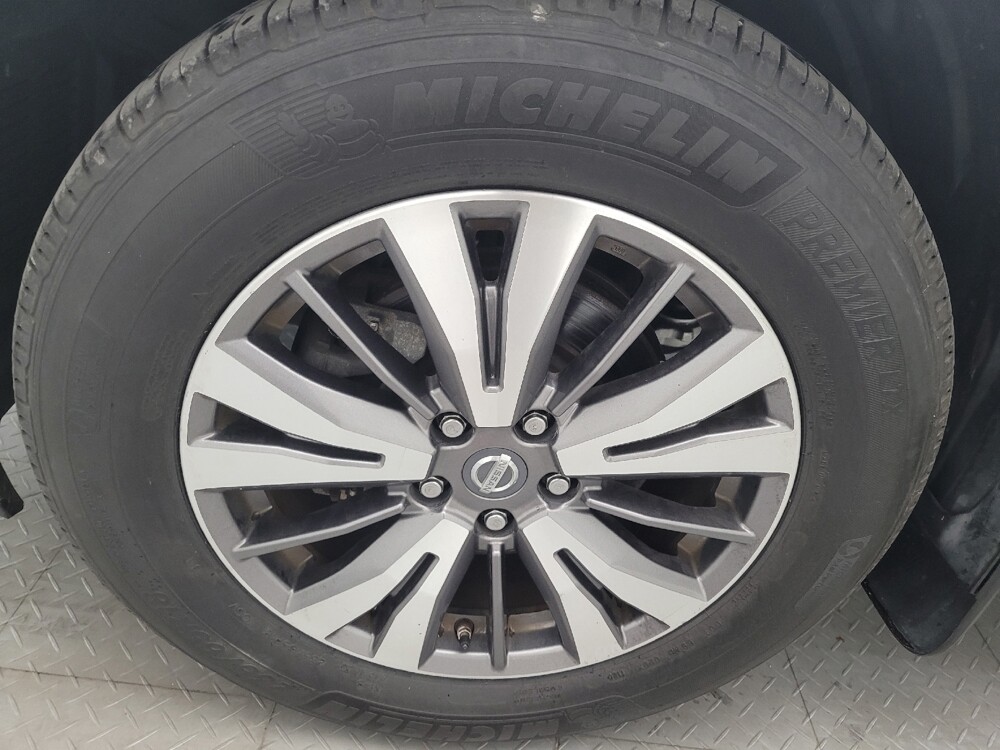 2017 Nissan Pathfinder in Raleigh, NC 27604 - 18141686 31