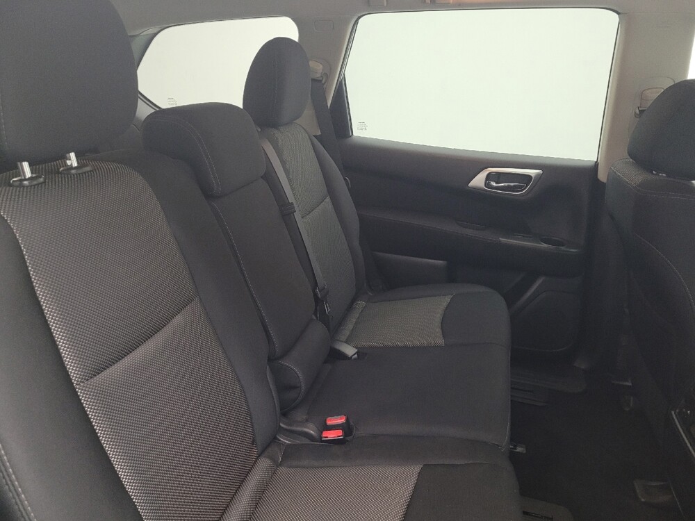 2017 Nissan Pathfinder in Raleigh, NC 27604 - 18141686 19