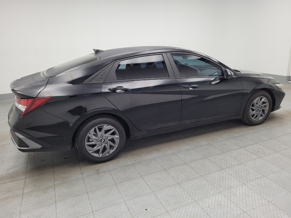 2024 Hyundai Elantra in Antioch, TN 37013 - 18141700 10