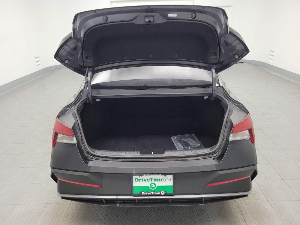 2024 Hyundai Elantra in Antioch, TN 37013 - 18141700 29