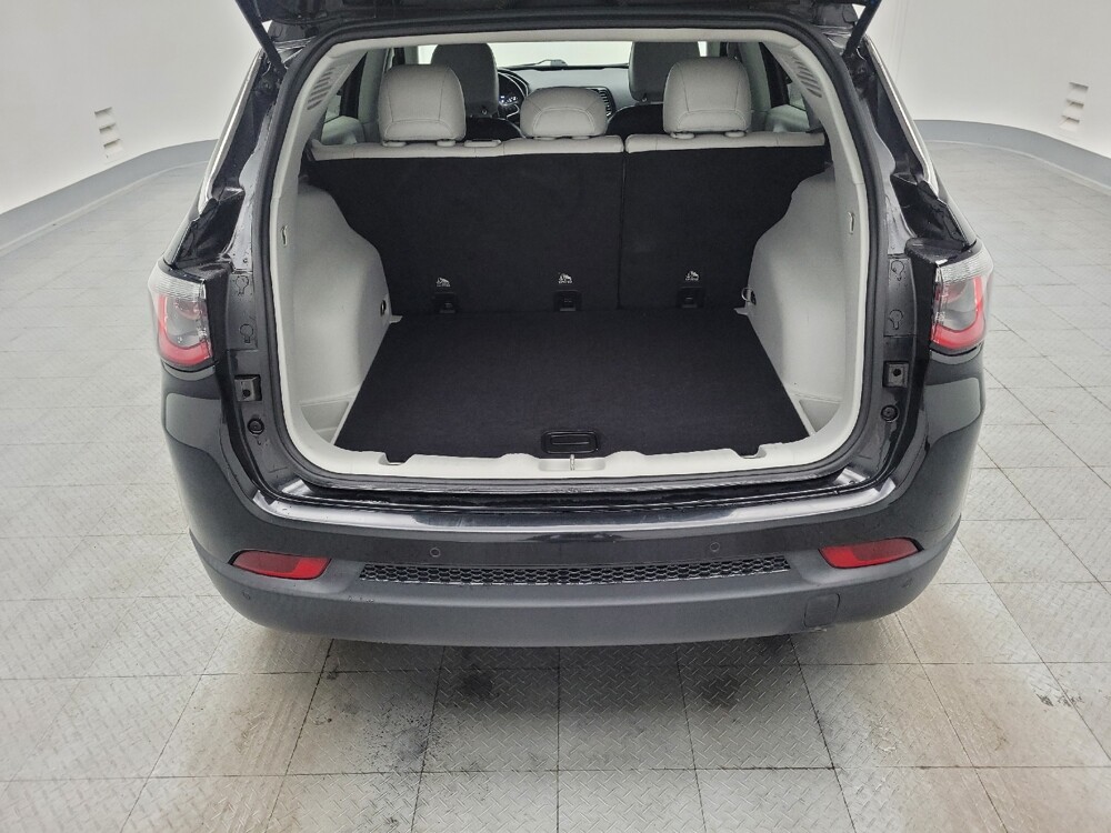 2018 Jeep Compass in Antioch, TN 37013 - 18141702 29