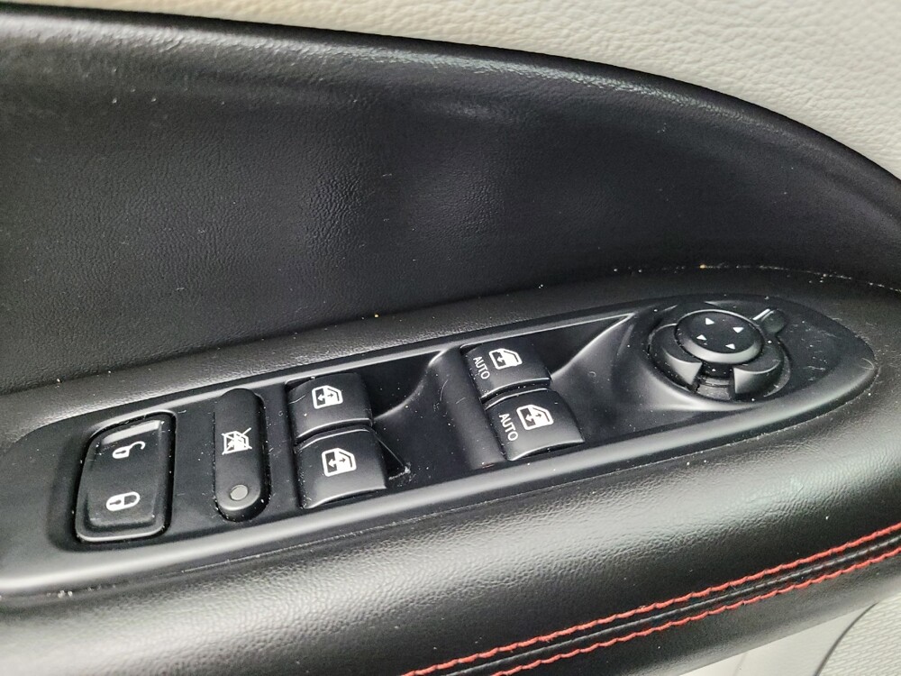 2018 Jeep Compass in Antioch, TN 37013 - 18141702 27
