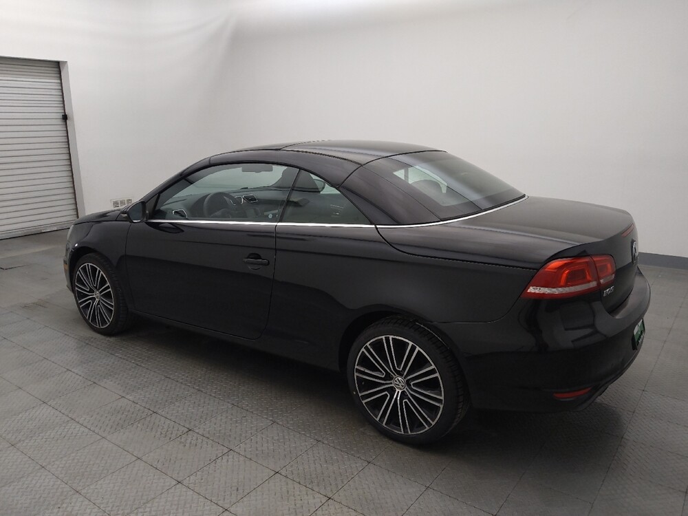 2015 Volkswagen Eos in Live Oak, TX 78233 - 18141705 3
