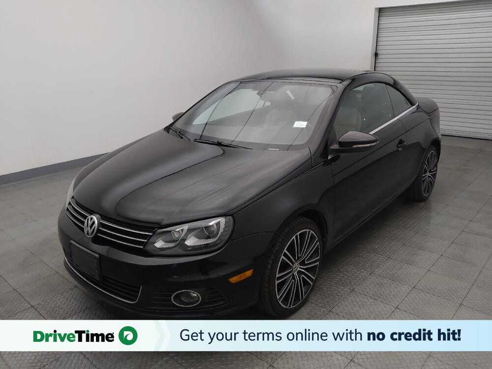 2015 Volkswagen Eos in Live Oak, TX 78233 - 18141705