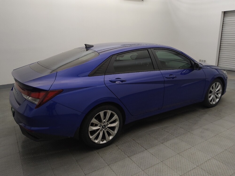2023 Hyundai Elantra in Houston, TX 77034 - 18141708 10