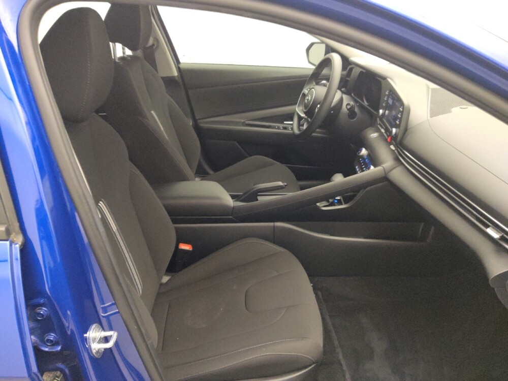 2023 Hyundai Elantra in Houston, TX 77034 - 18141708 21