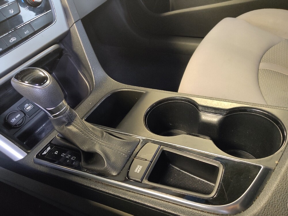 2017 Hyundai Sonata in Houston, TX 77034 - 18141711 26