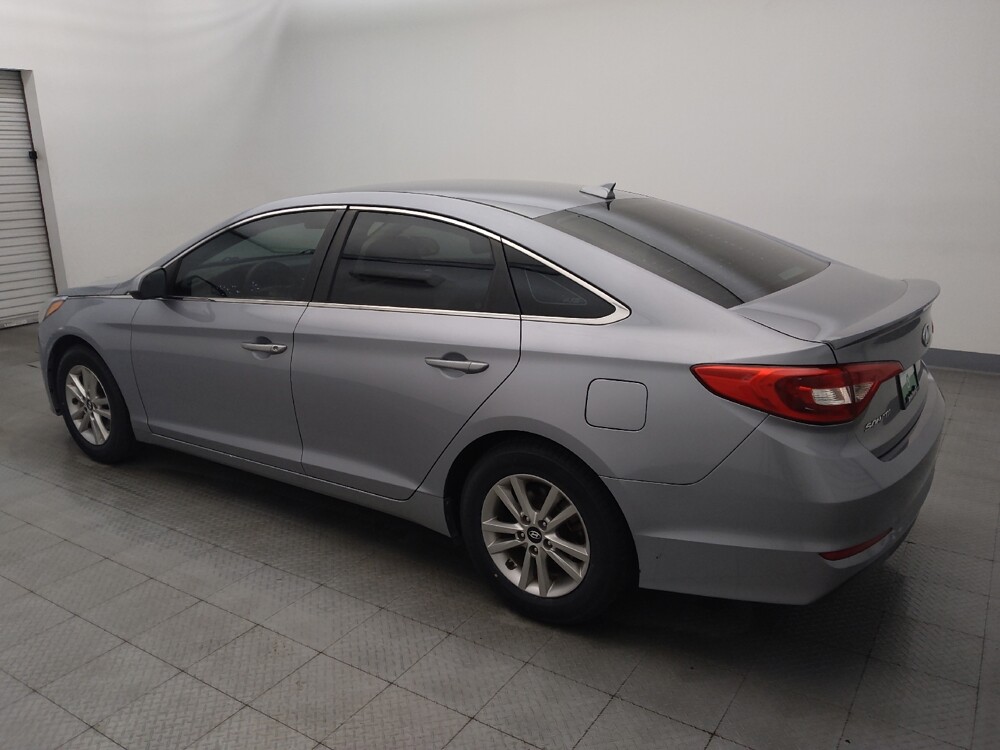2017 Hyundai Sonata in Houston, TX 77034 - 18141711 3