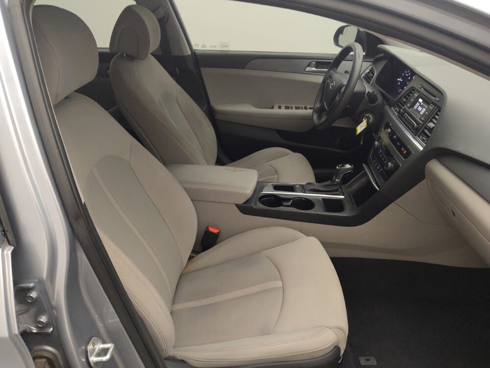 2017 Hyundai Sonata in Houston, TX 77034 - 18141711 21