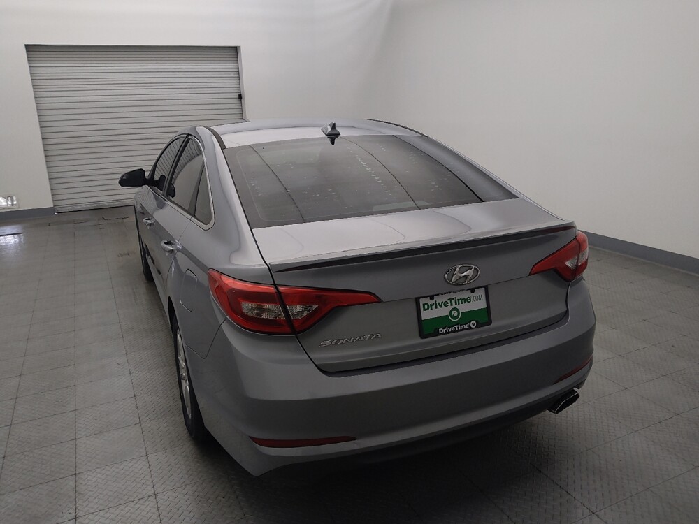 2017 Hyundai Sonata in Houston, TX 77034 - 18141711 6