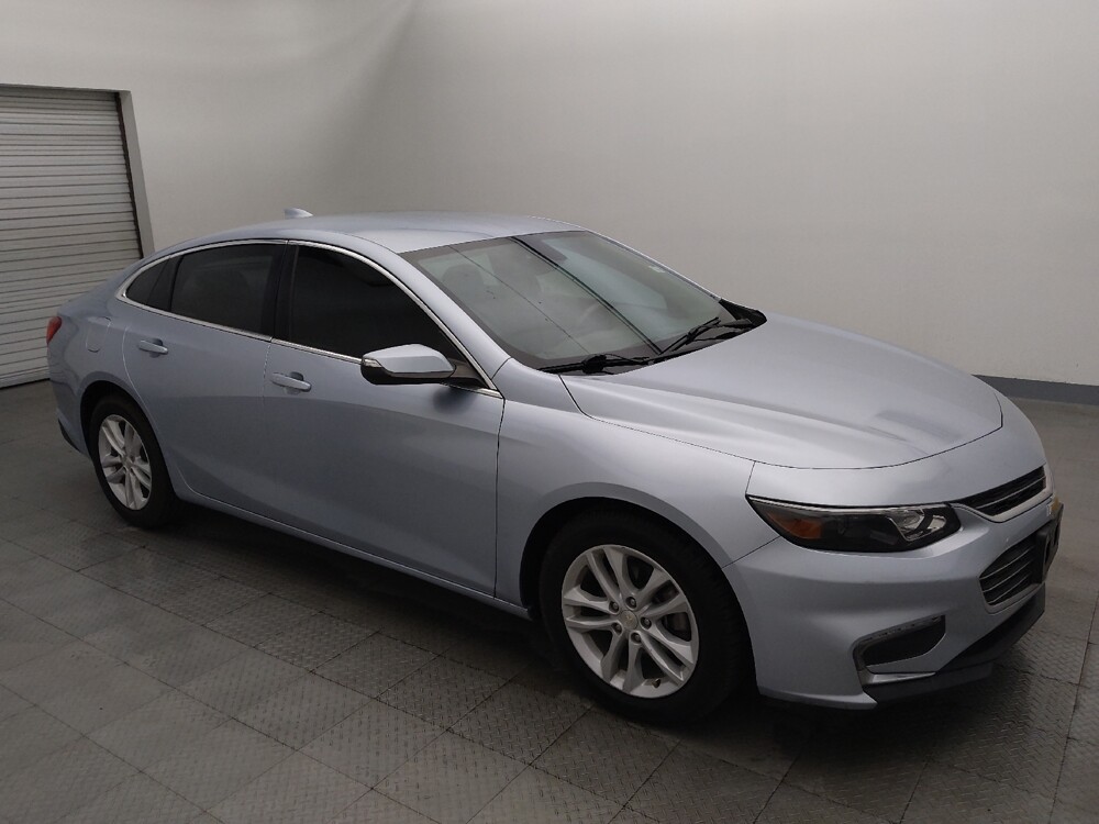2018 Chevrolet Malibu in Houston, TX 77074 - 18141718 11