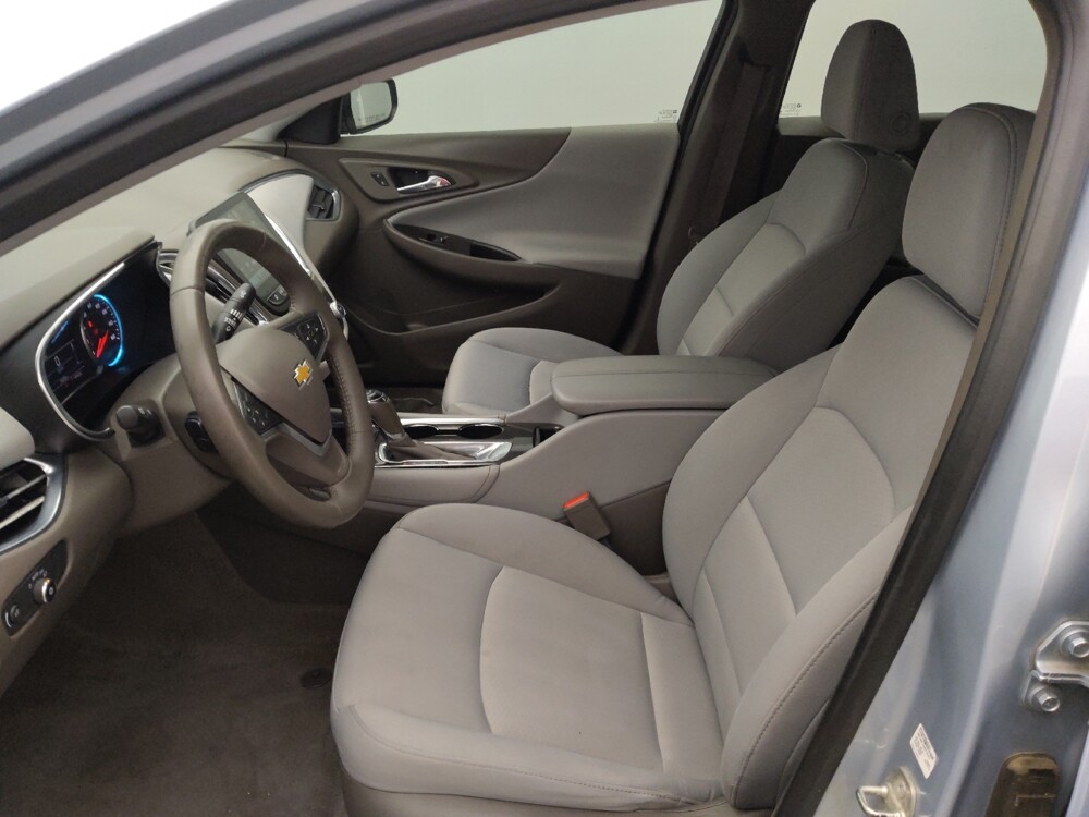 2018 Chevrolet Malibu in Houston, TX 77074 - 18141718 17
