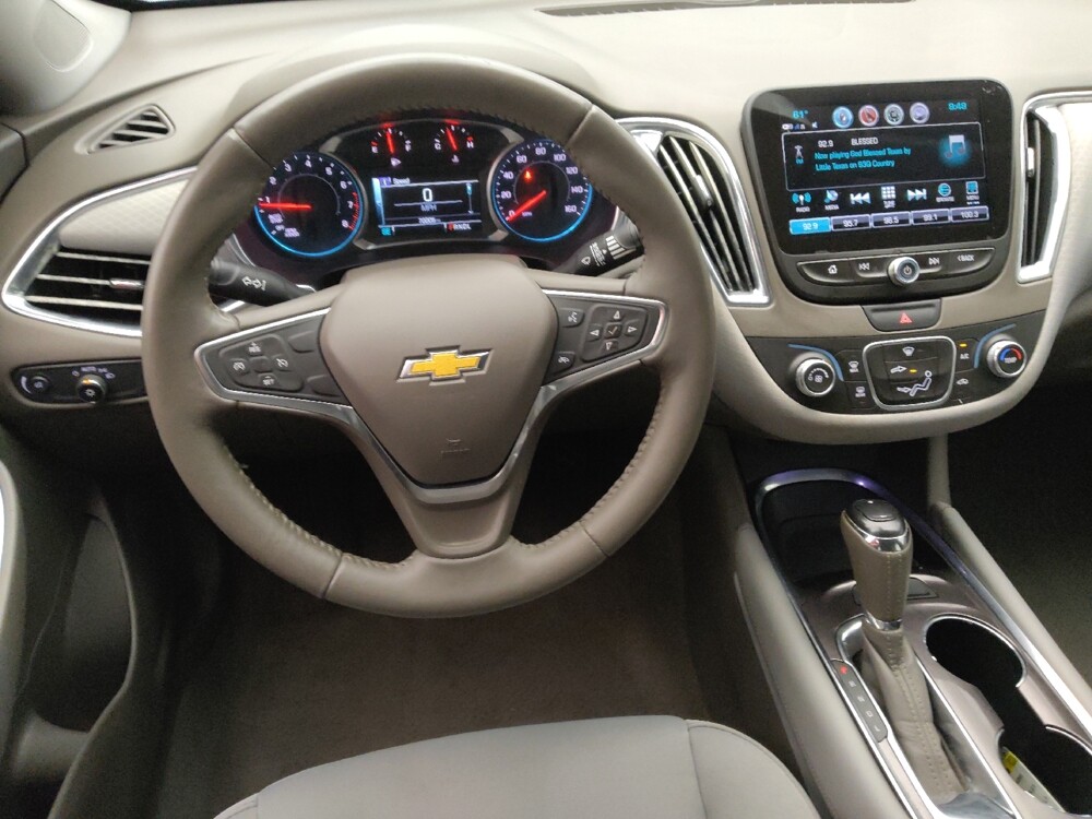 2018 Chevrolet Malibu in Houston, TX 77074 - 18141718 22