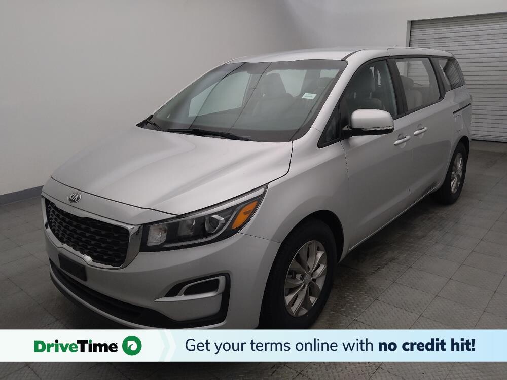 2019 Kia Sedona in Houston, TX 77074 - 18141719