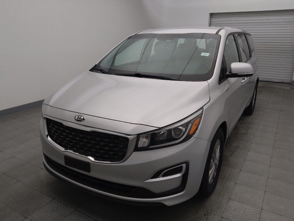 2019 Kia Sedona in Houston, TX 77074 - 18141719 15