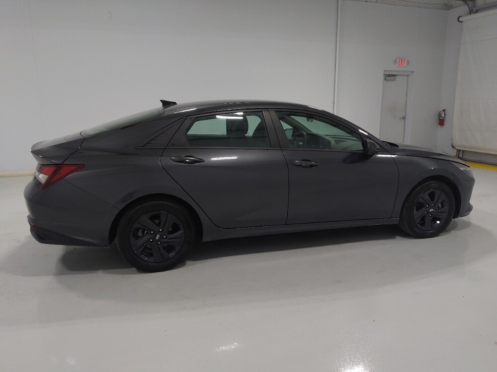 2022 Hyundai Elantra in Columbus, OH 43231 - 18141726 10