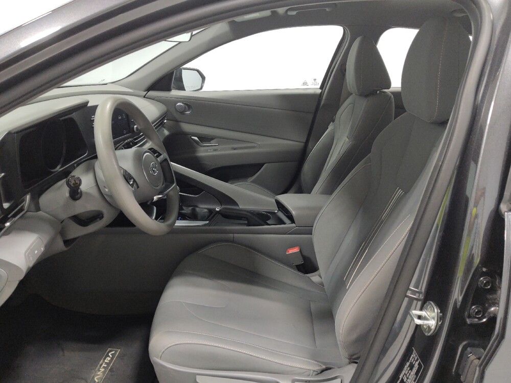 2022 Hyundai Elantra in Columbus, OH 43231 - 18141726 17