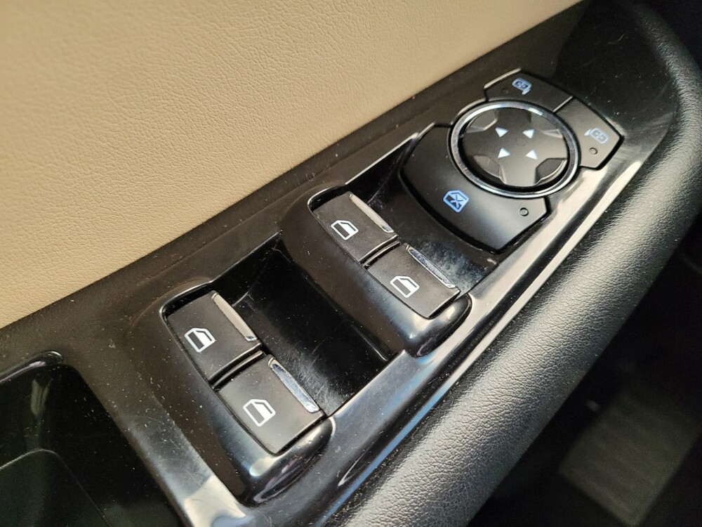 2017 Ford Edge in Columbus, OH 43228 - 18141728 27