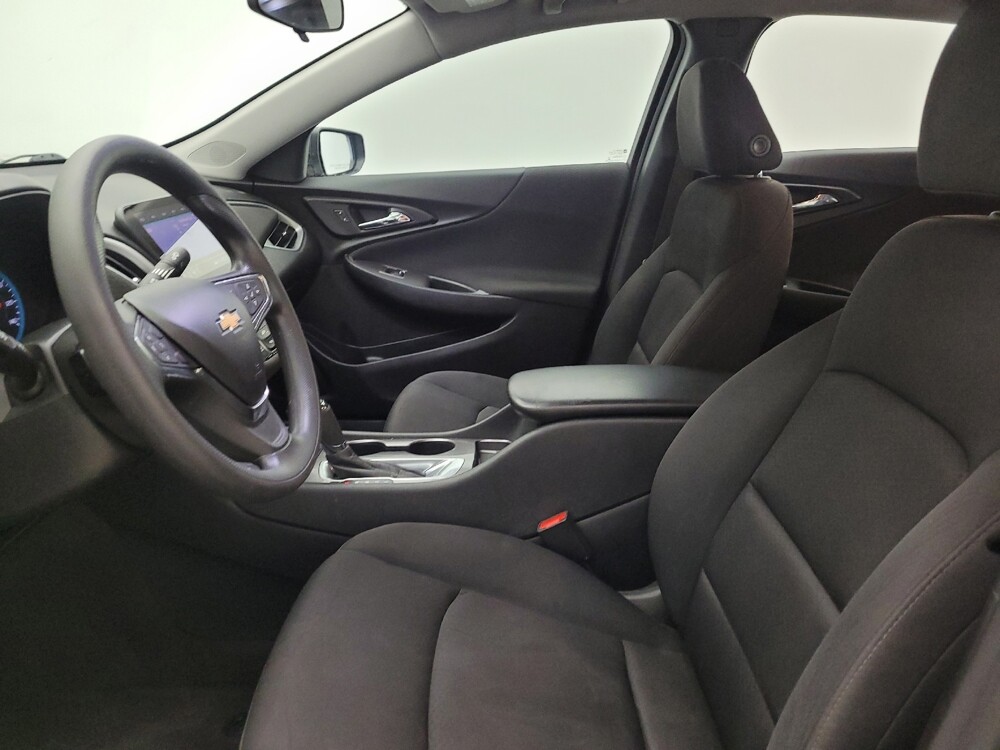 2020 Chevrolet Malibu in Lexington, KY 40509 - 18141733 17