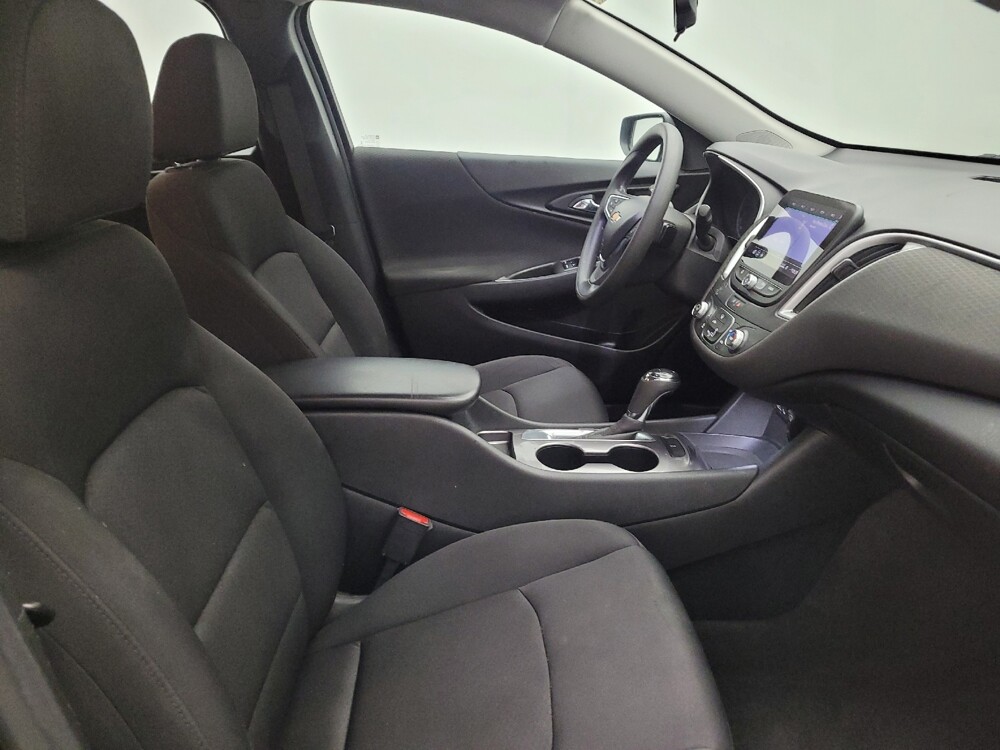 2020 Chevrolet Malibu in Lexington, KY 40509 - 18141733 21
