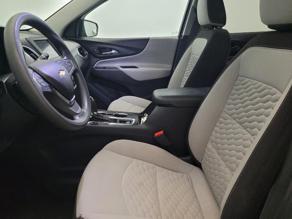 2020 Chevrolet Equinox in Plymouth Meeting, PA 19462 - 18141749 17