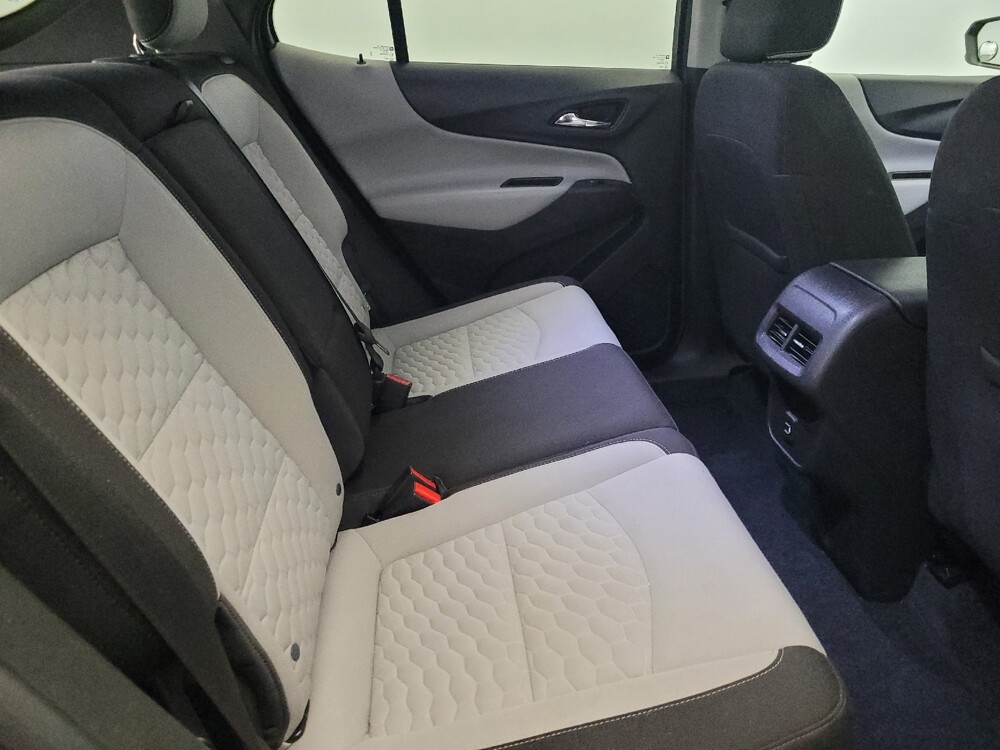 2020 Chevrolet Equinox in Plymouth Meeting, PA 19462 - 18141749 19