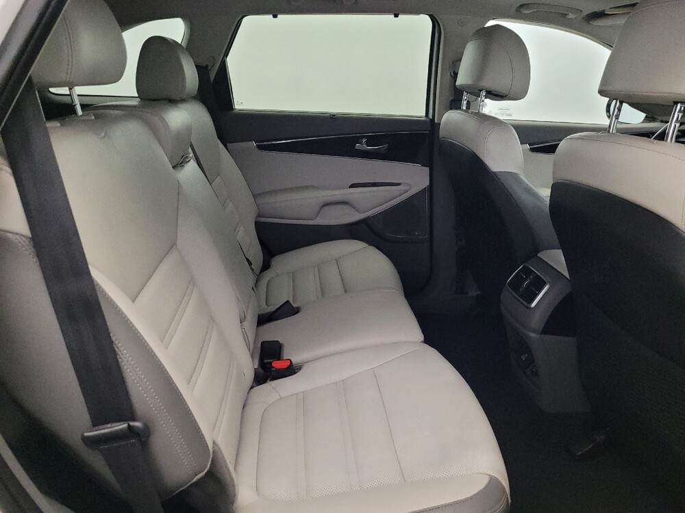 2017 Kia Sorento in New Castle, DE 19720 - 18141763 19