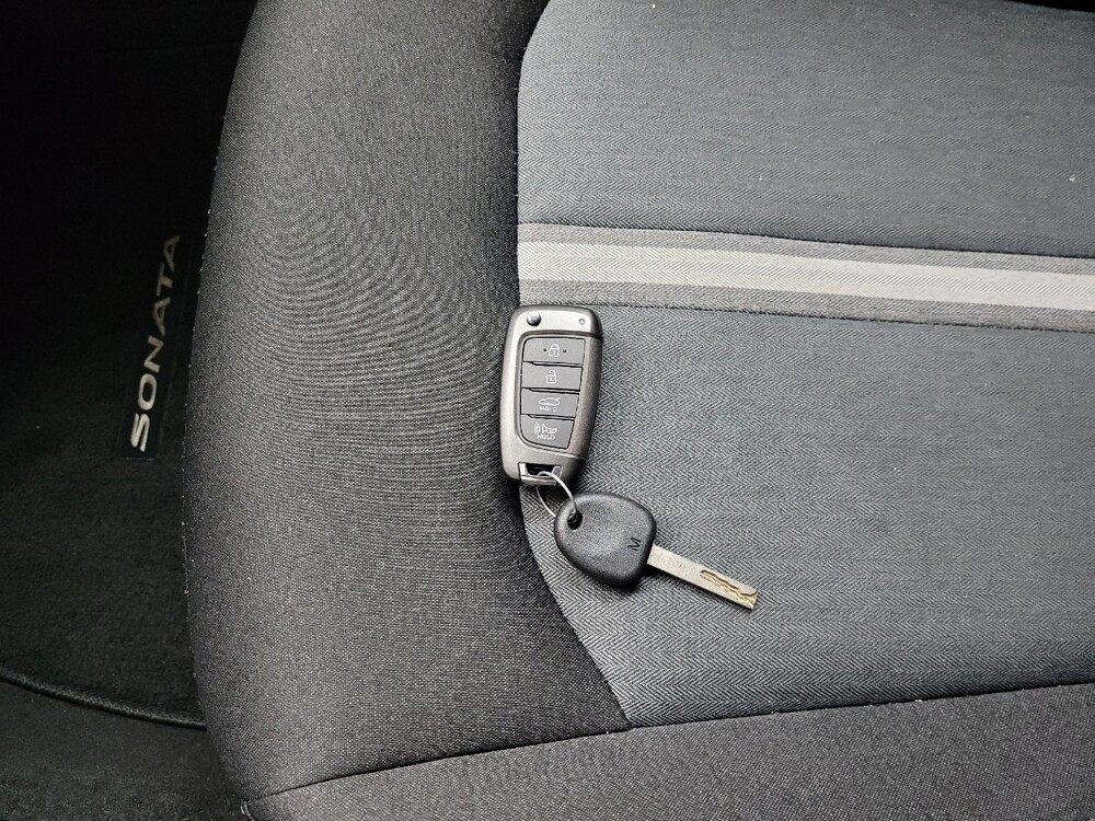 2021 Hyundai Sonata in Langhorne, PA 19047 - 18141769 32