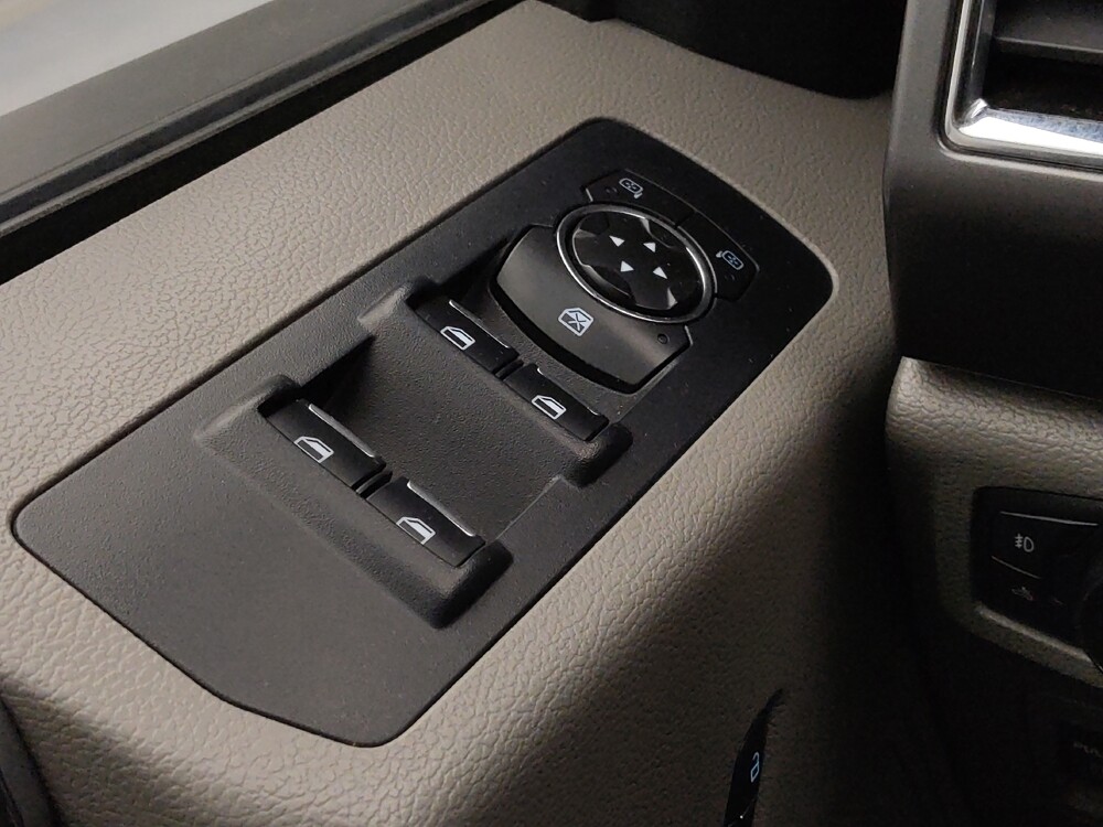 2015 Ford F150 in Springfield, MO 65807 - 18141776 27