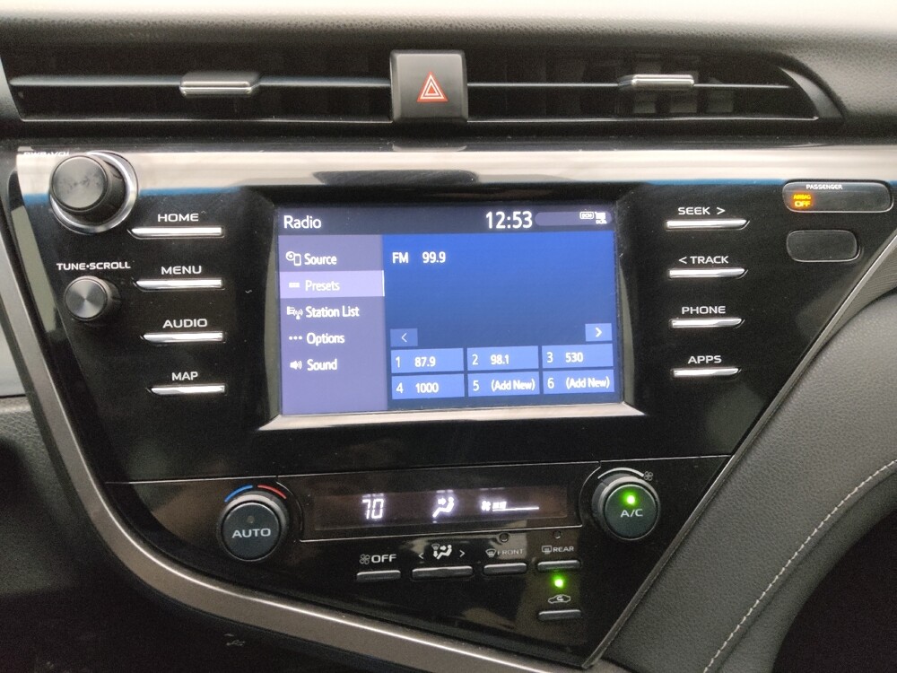 2019 Toyota Camry in Topeka, KS 66611 - 18141780 25