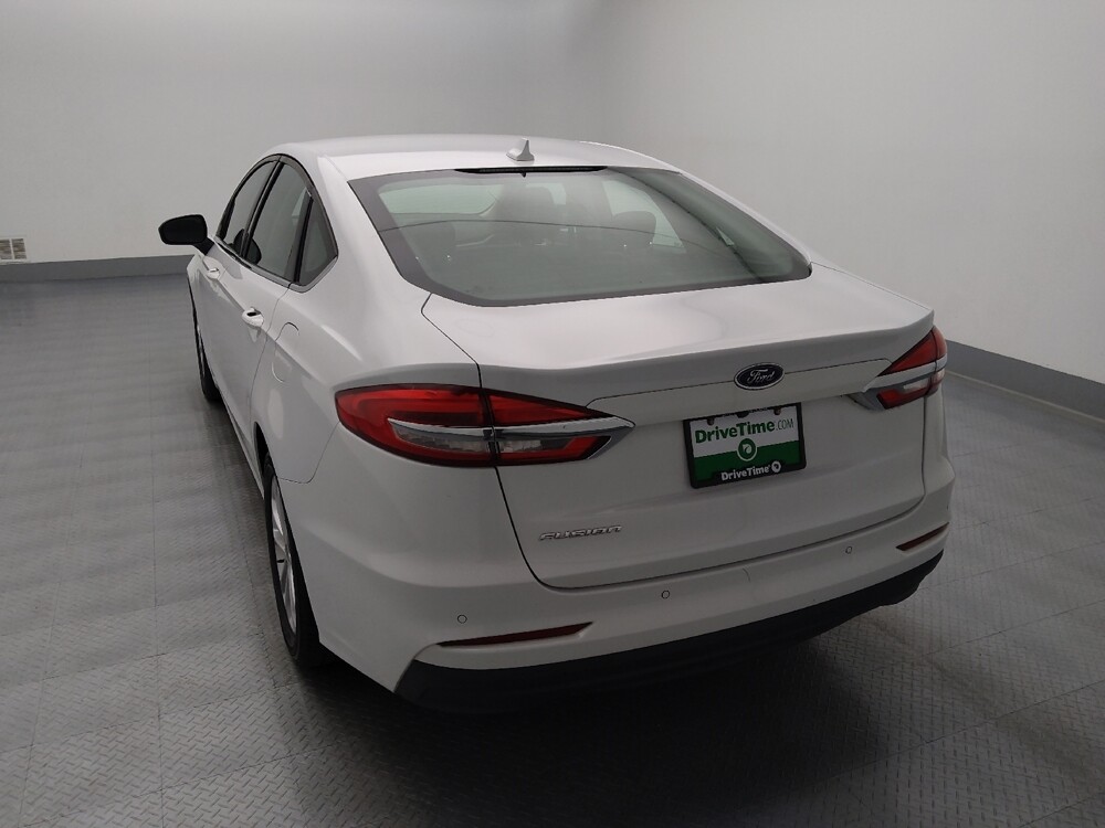 2020 Ford Fusion in Topeka, KS 66611 - 18141784 6