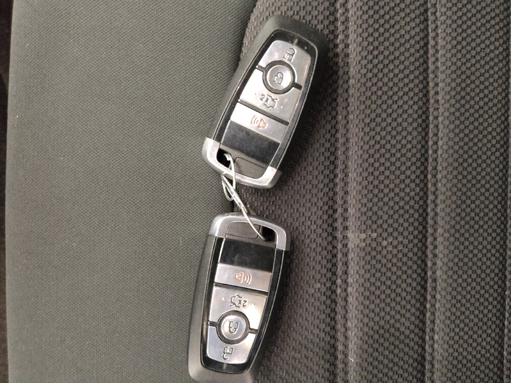 2020 Ford Fusion in Topeka, KS 66611 - 18141784 32